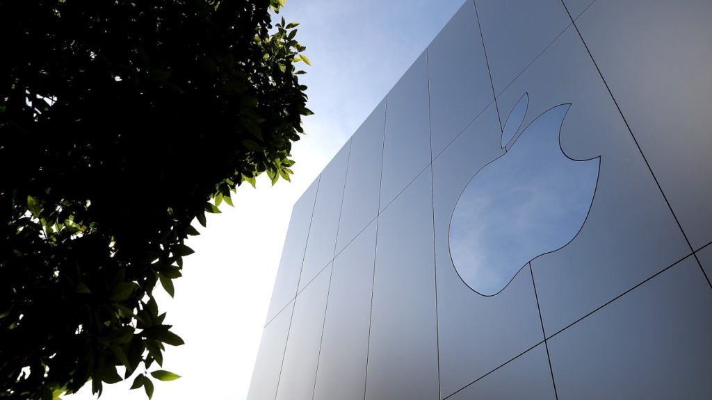 $2.5B To Be Spent By Apple To Assist Resolve