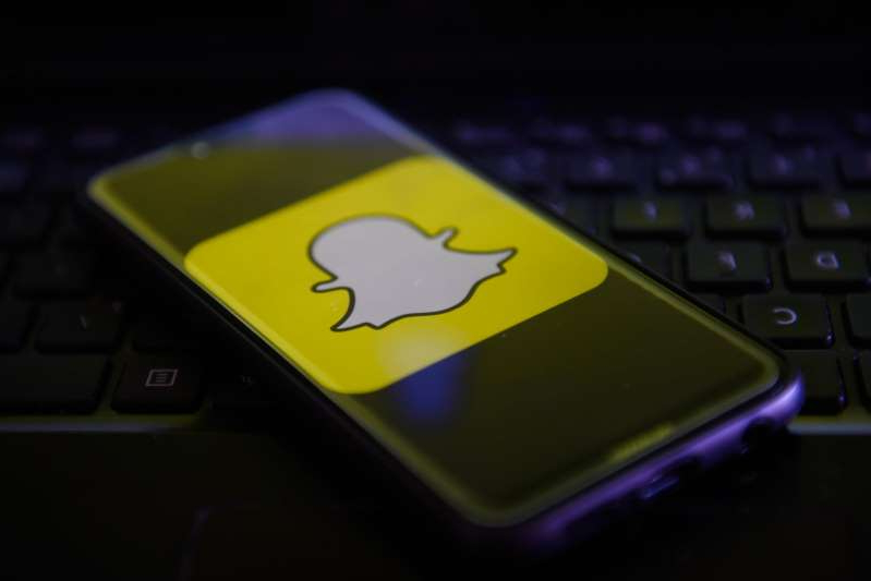 Snapchat Verifies Political Ads Where Facebook Won't